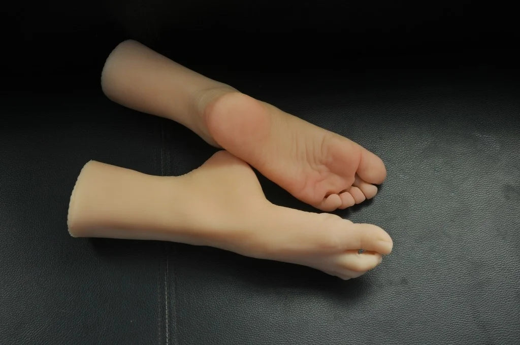 Mannequin Foot Fetish Left – Foot Fetish Product with Realistic Foot Shape and Soft Silicone Skin